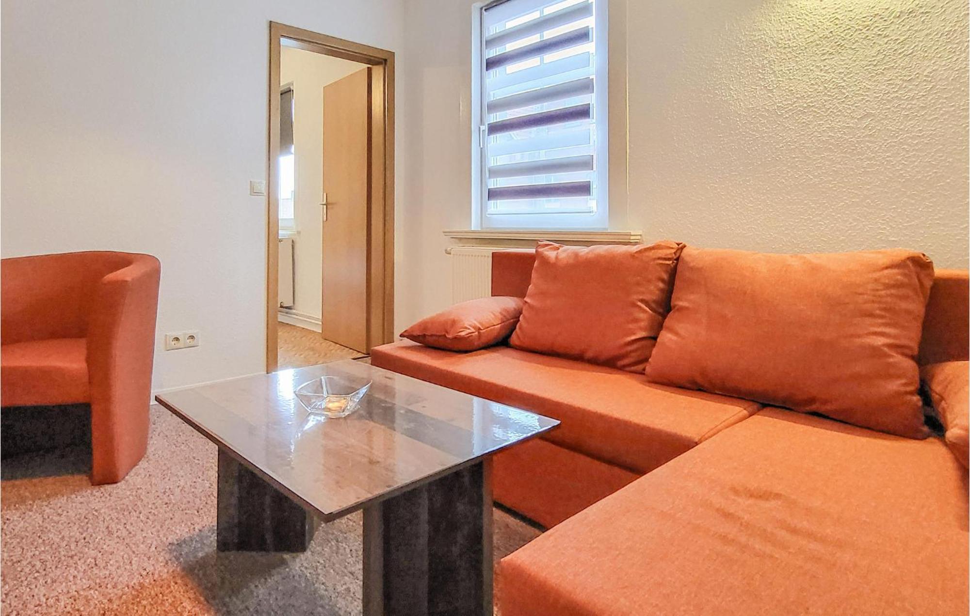 2 Bedroom Nice Apartment In 프리에드리치로다 외부 사진